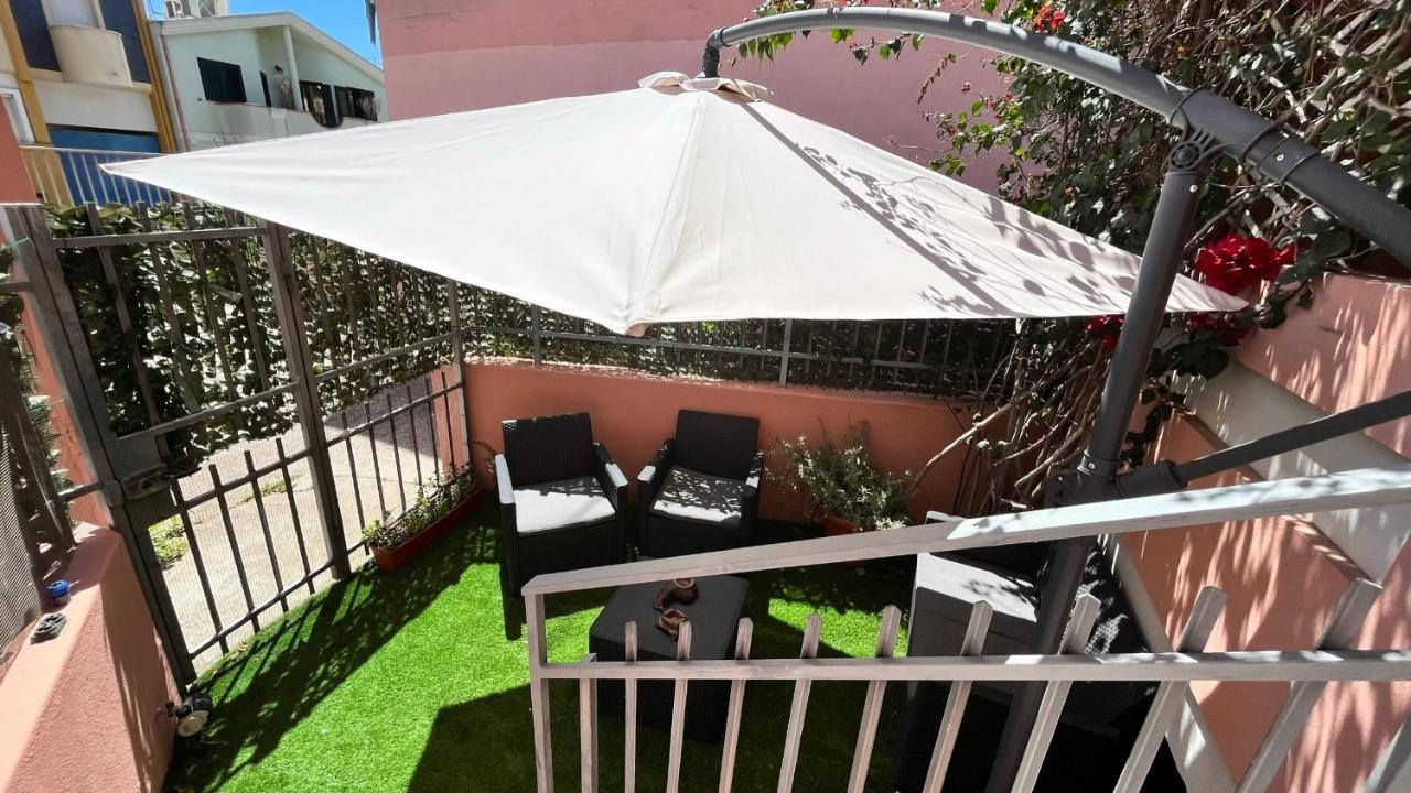 Bougainvillea Home - Ospedale Policlinico Monserrato Ngoại thất bức ảnh